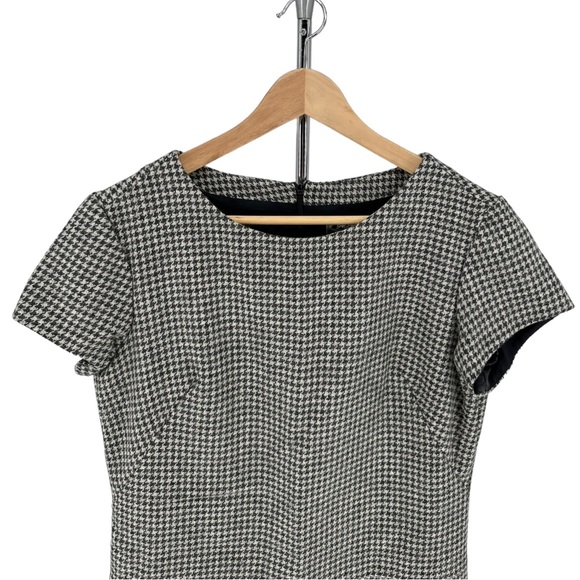 Gap Premium Recycled Wool Houndstooth Cap Sleeve Shift Dress size 6 Black White - Picture 2 of 11